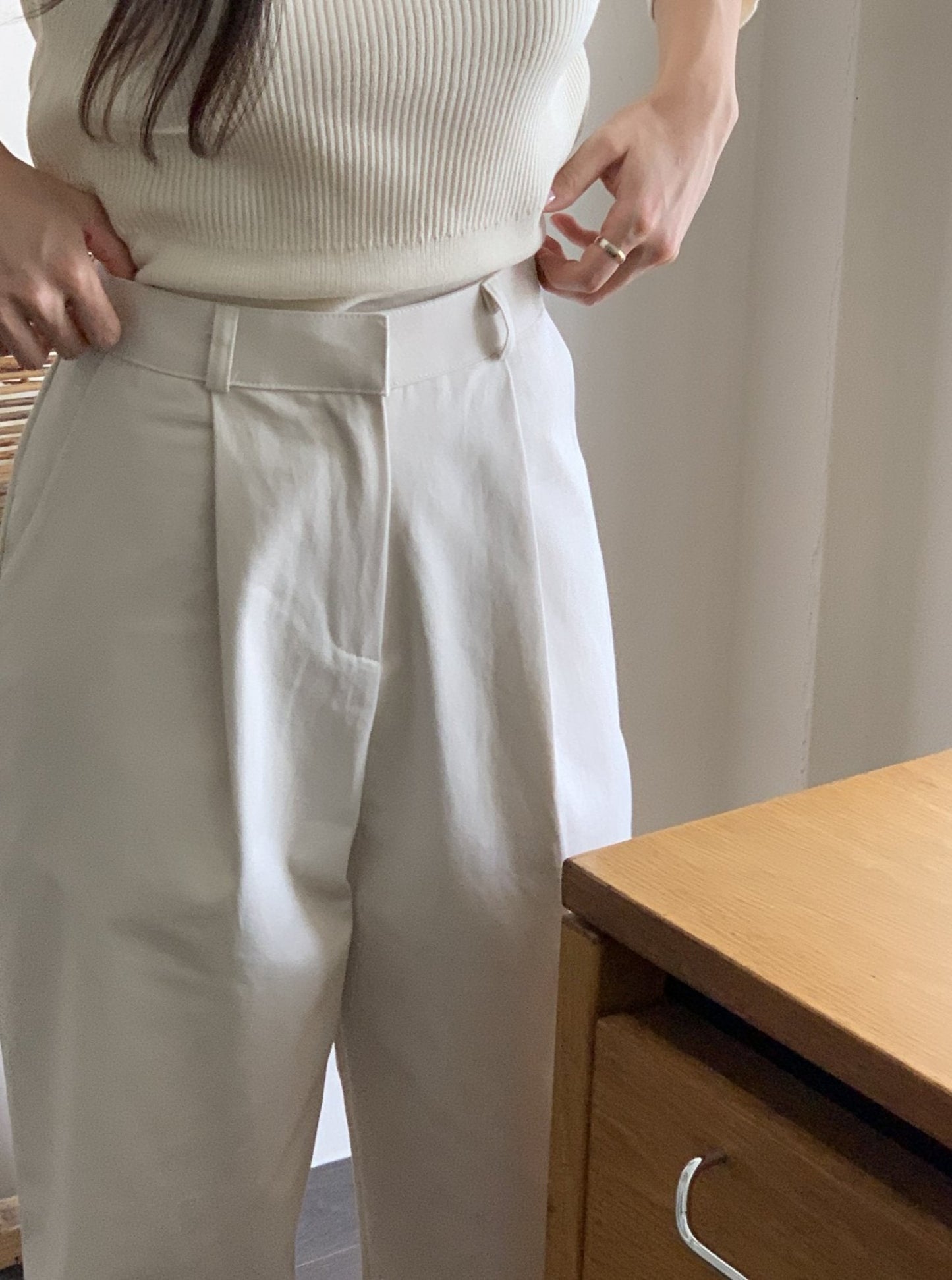 Cotton Pleated Trouser