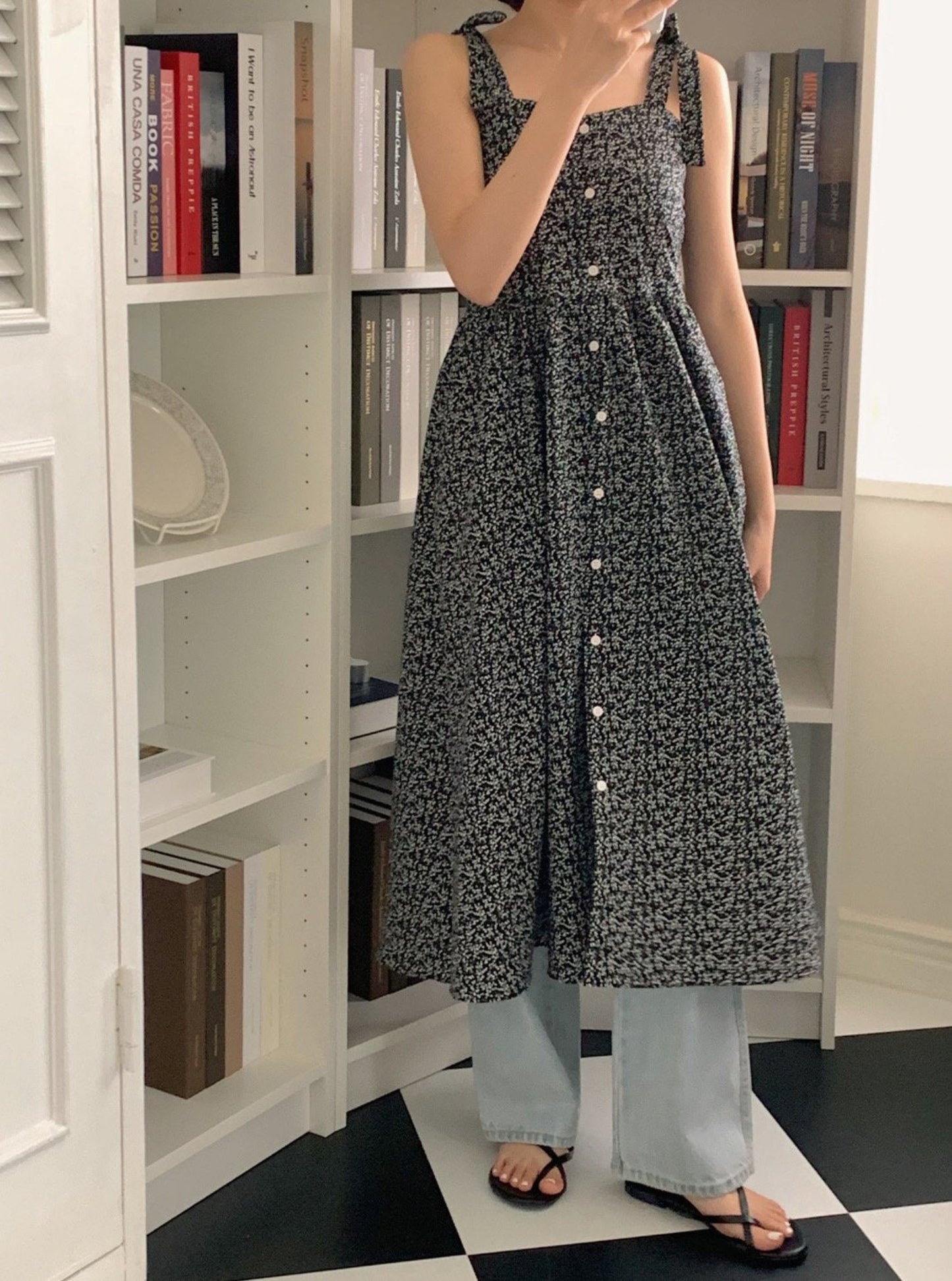 Floral Sleeveless Midi Dress