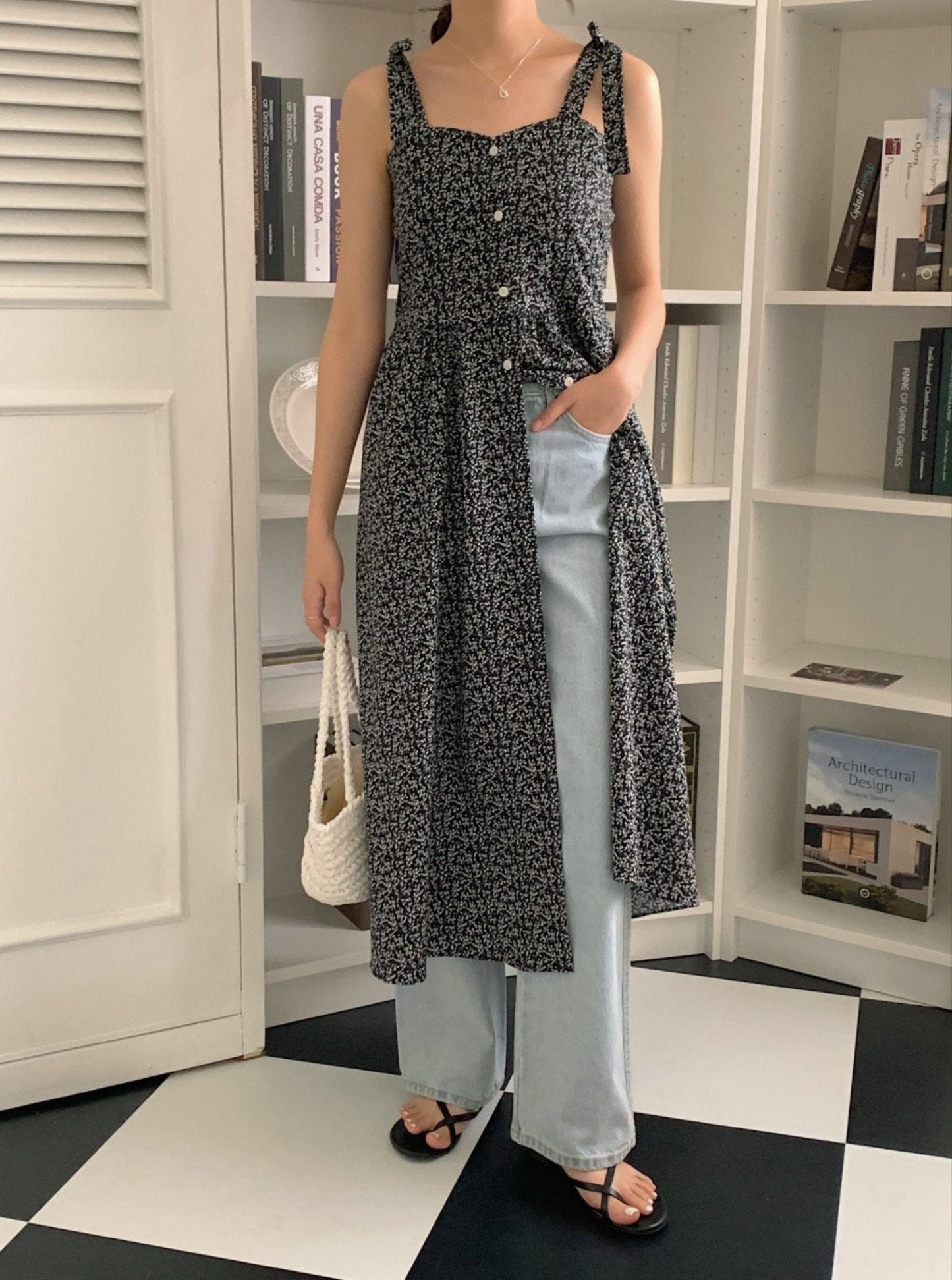 Floral Sleeveless Midi Dress