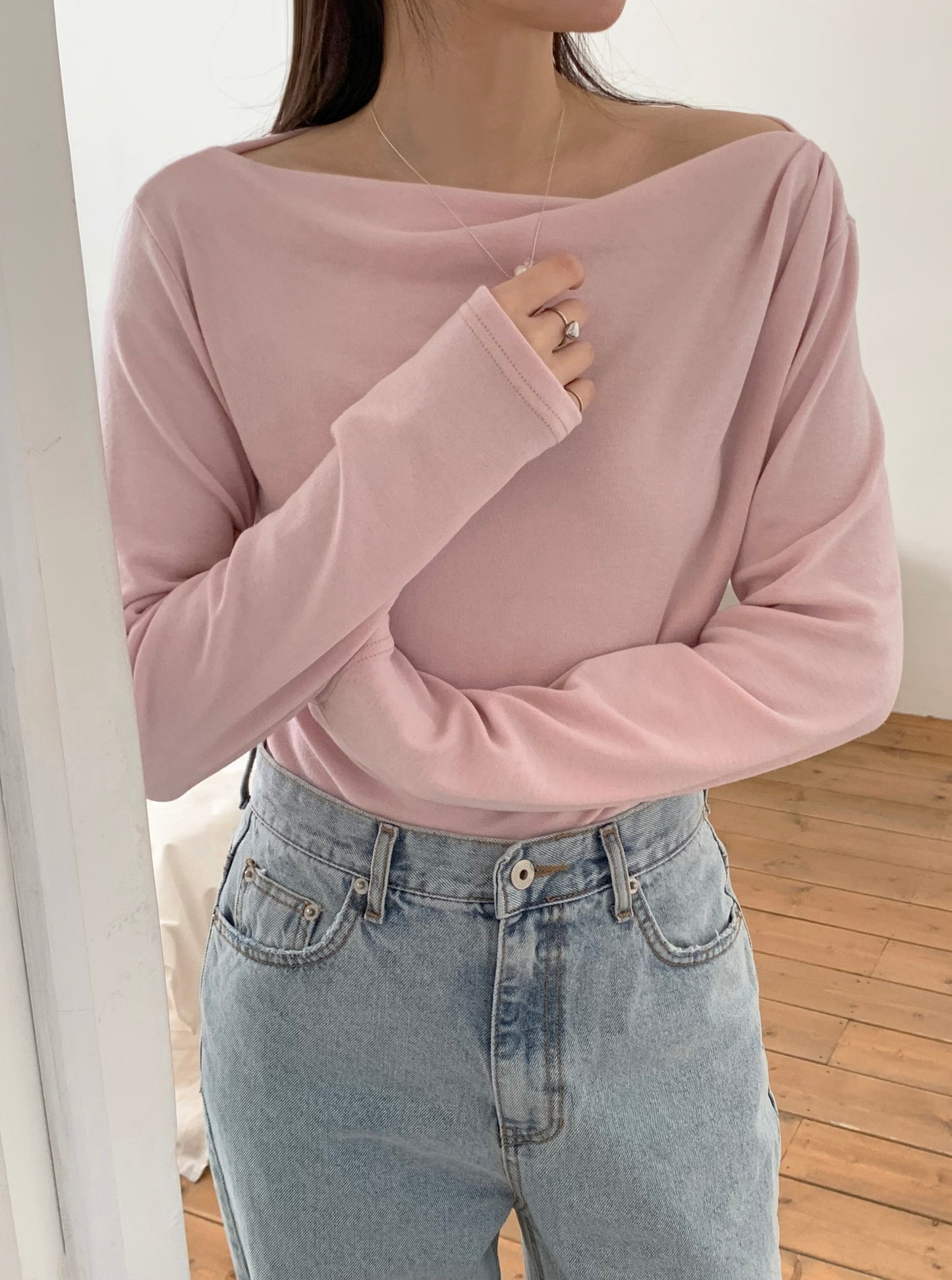 Off Shoulder Drape Knit Top