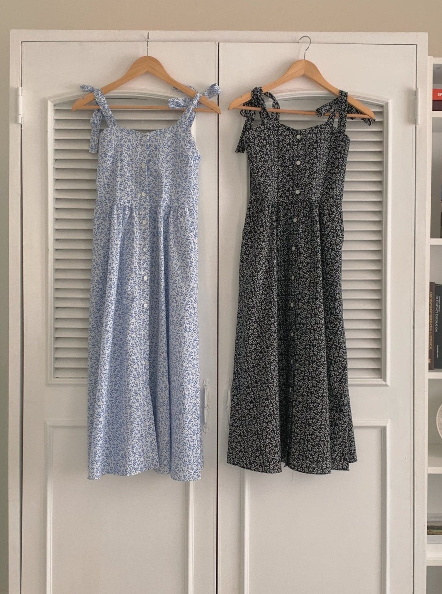 Floral Sleeveless Midi Dress