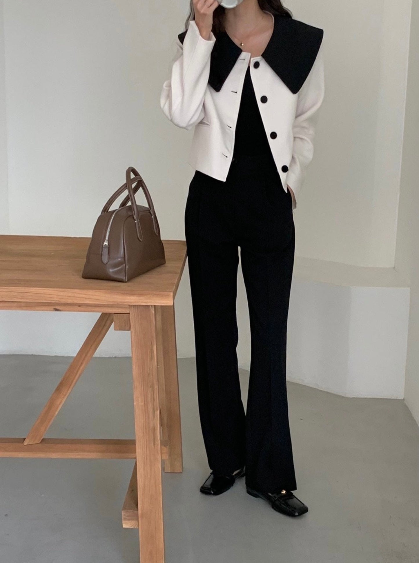 Wide Collar Cropped Jacket
