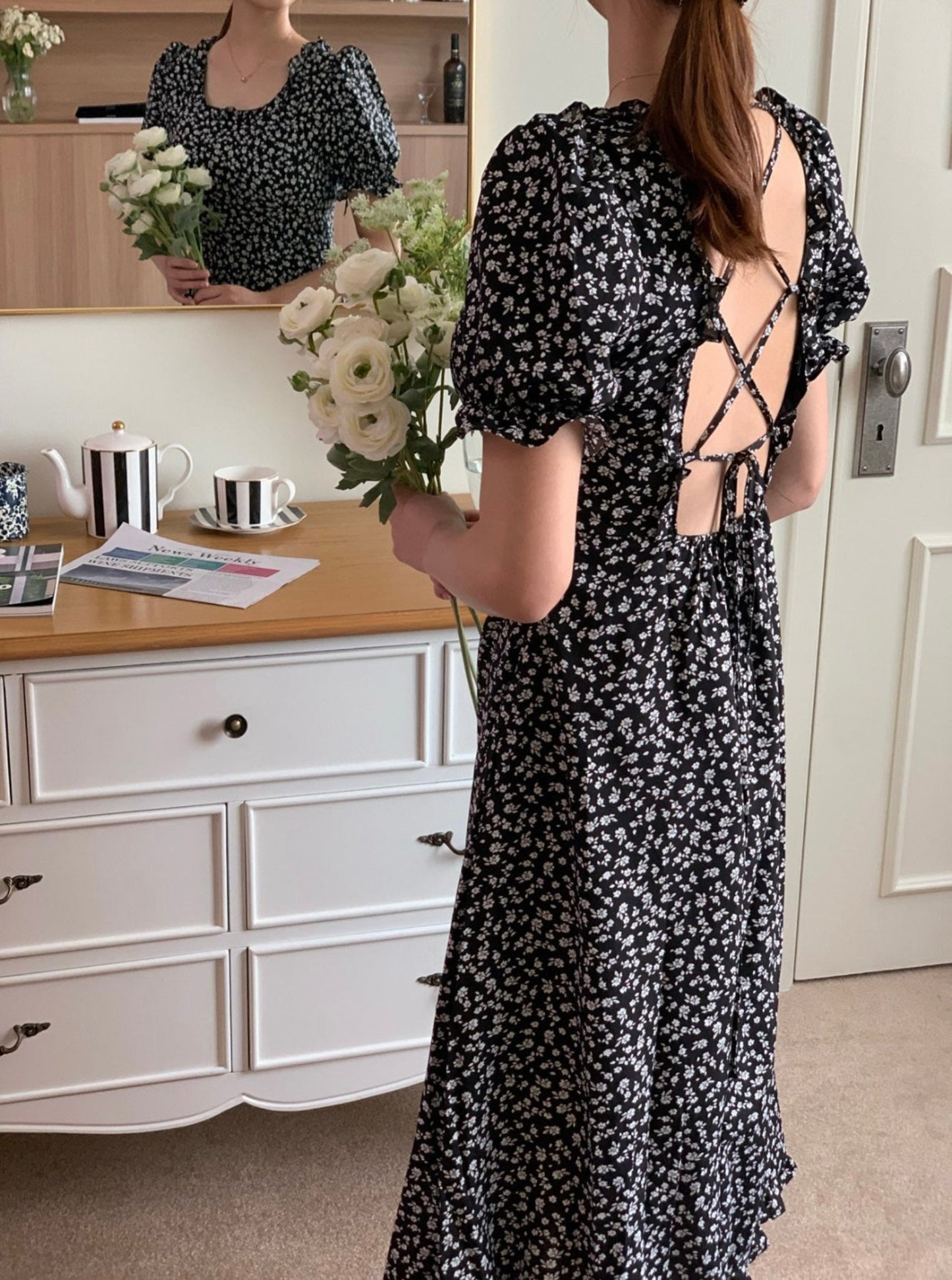 Criss Cross Tie Puff Sleeve Dress