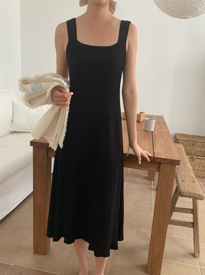 Sleeveless Knit Midi Dress