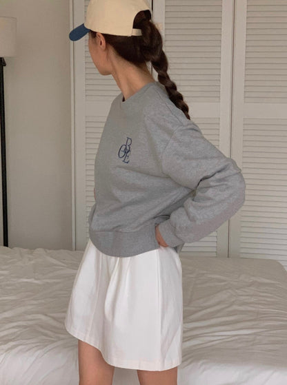 Embroidered Slit Sweatshirt